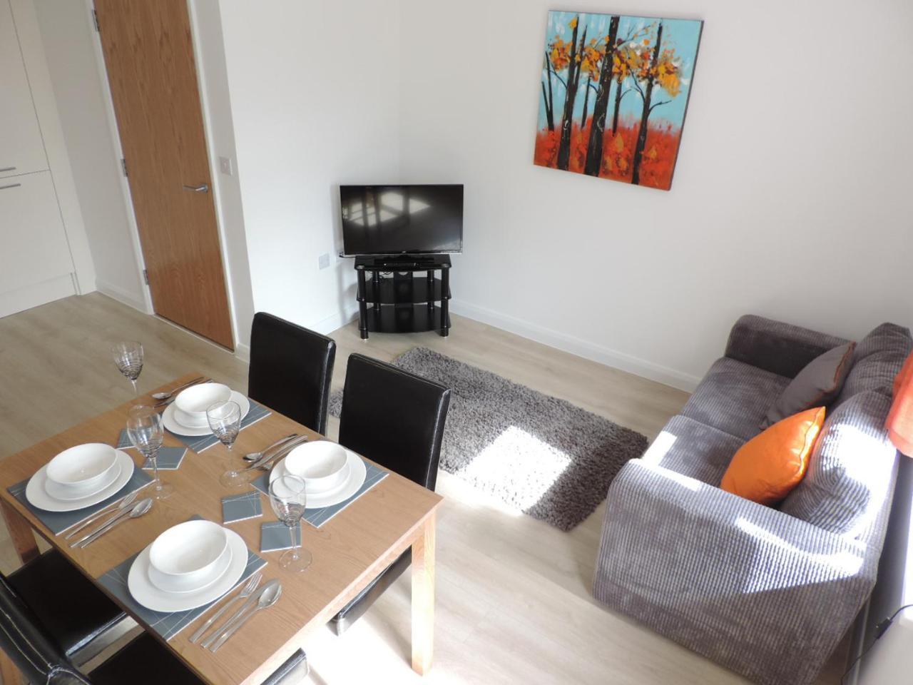 Park House - City Centre Apartment 彼得伯勒 外观 照片
