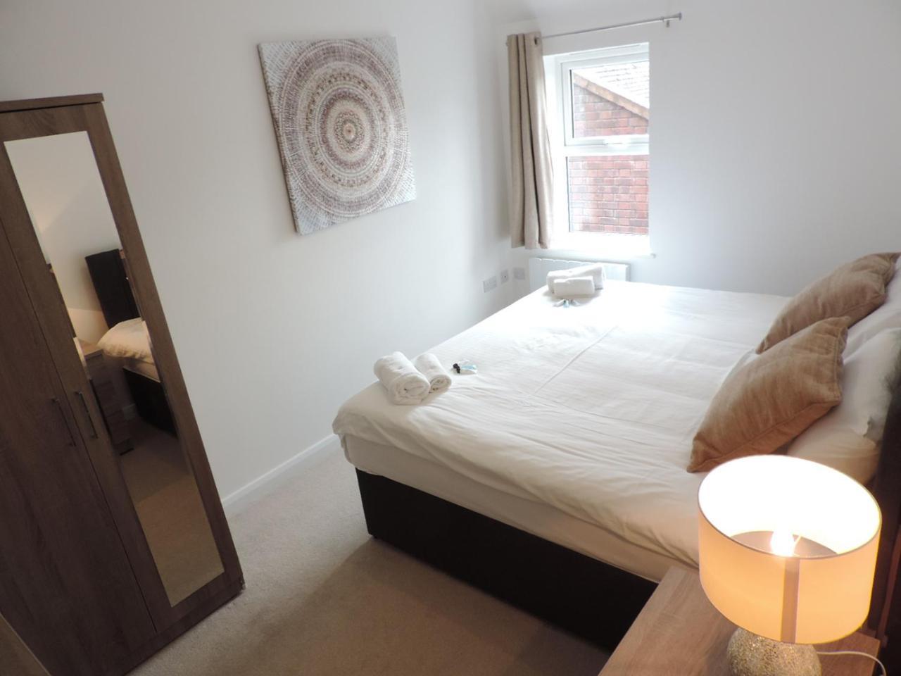 Park House - City Centre Apartment 彼得伯勒 外观 照片